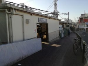 神崎川西改札